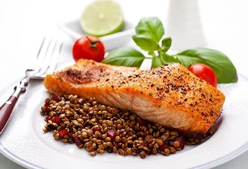 سمك السلمون هو طعام ممتاز لمرض السكري من النوع الثانى
